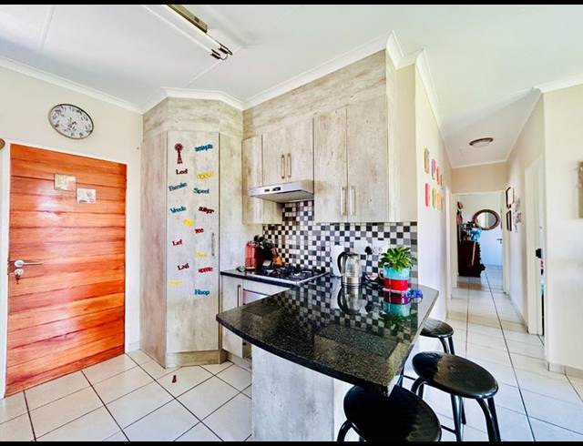 3 BEDROOM HOUSE FOR SALE IN NGWENYA RIVER ESTATE